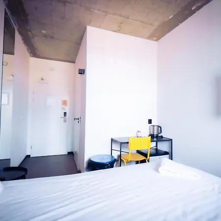 酒店 Urban The Golden Stork