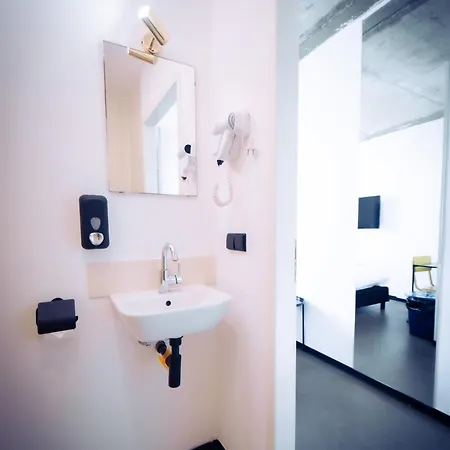 Urban The Golden Stork 3*