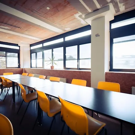 Urban The Golden Stork 酒店 3*