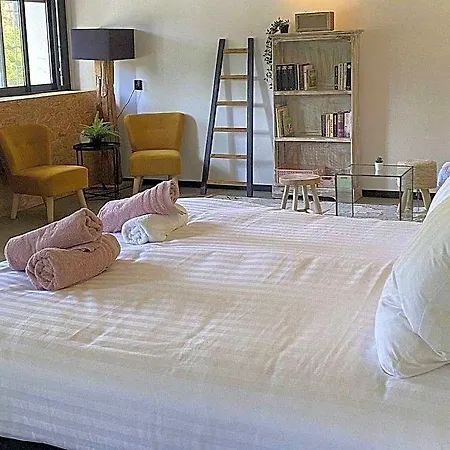 Urban The Golden Stork 3*