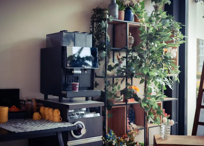 Urban The Golden Stork Hotel