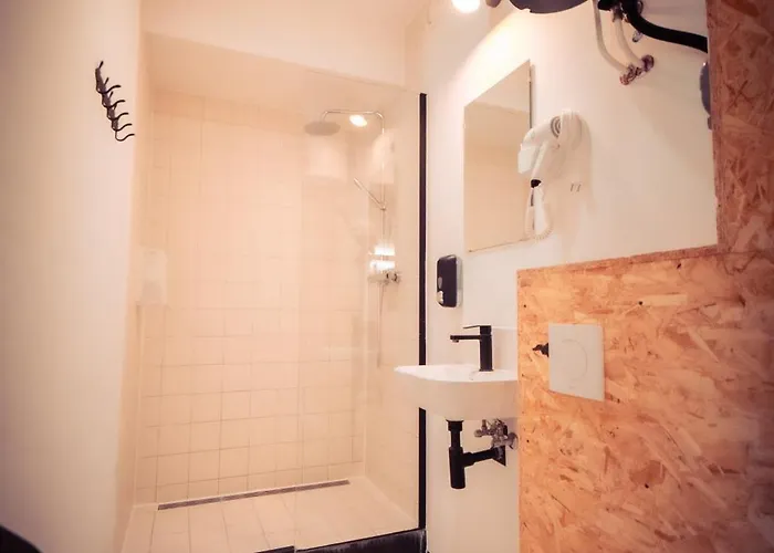 Hotel Urban The Golden Stork