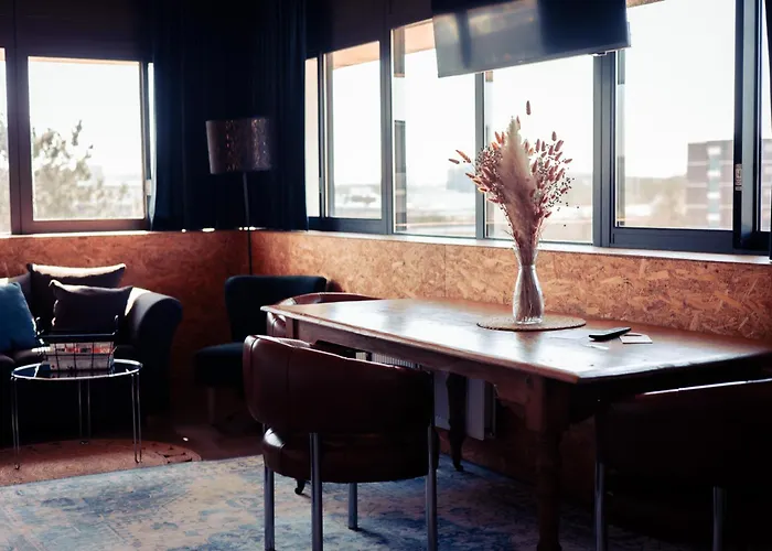 Urban The Golden Stork 3* رايسفايك