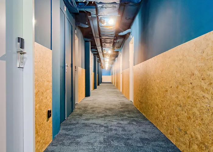 Urban The Golden Stork 3*