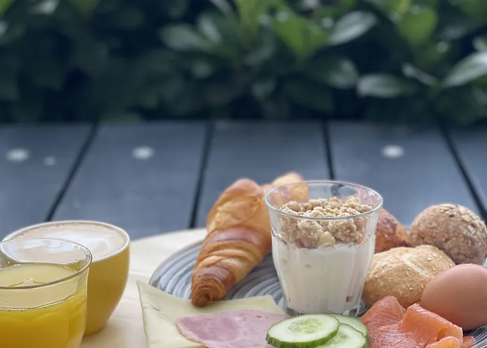 فندق Urban The Golden Stork