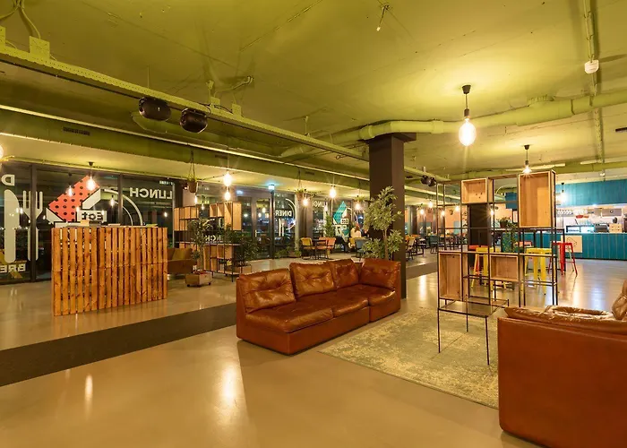 Urban The Golden Stork Hotel 3*