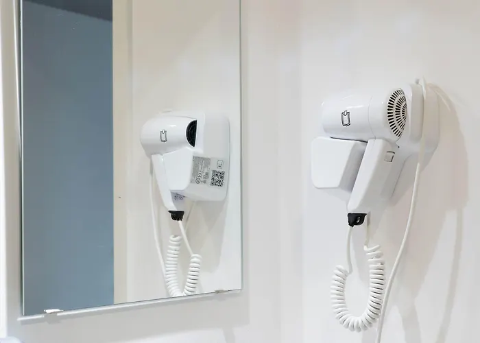 Urban The Golden Stork فندق